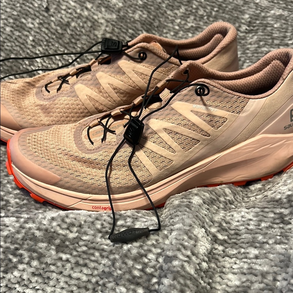 Salomon Women's Beige Trail Running Shoes